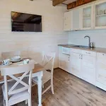 Tatil Evi Stunning In With Heated Swimming Pool *